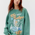 Cozy Hooded Sweatshirt for Women’s Street Style